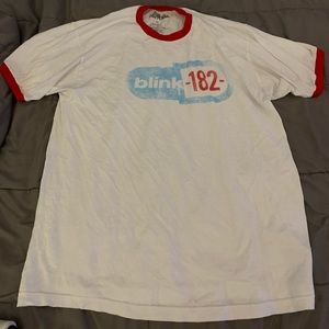 blink-182 t shirt